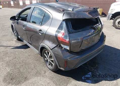 2018 Toyota Prius C Two z USA, uszkodzony, nr VIN JTDKDTB38J1607250